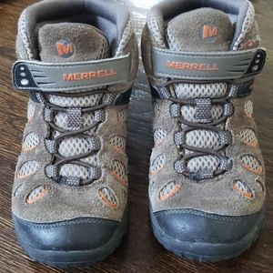 Size 1 Little Kid Boy's Merrell boots